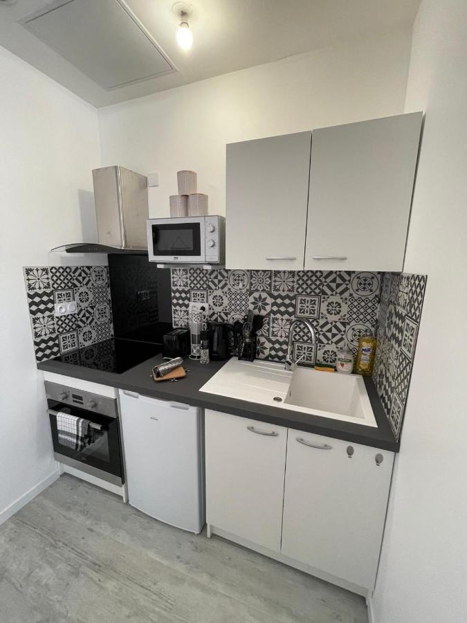 Le Boheme - Centre Ville, Netflix Et Wifi, Parking, Ideal Familles, Couples Et Voyages D'Affaire Niort Exterior photo
